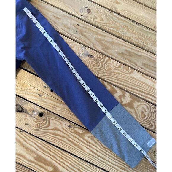 The North Face Full Zip Waterproof Hooded Jacket Size Medium Women’s Purple Grey - Picture 9 of 9